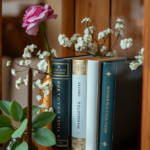 13 Stylish Vintage Book Centerpieces For Any Occasion