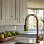Check Out These Gorgeous Traditional Kitchen Designs To Try