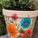 Painted flower pots that Makeyout home look instantly brighter