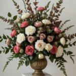 Small Flower Arrangement Ideas That Look Like They Came From a Florist