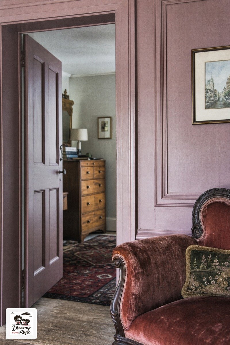 Dusty Mauve for Something That Feels Vintage and Dreamy
