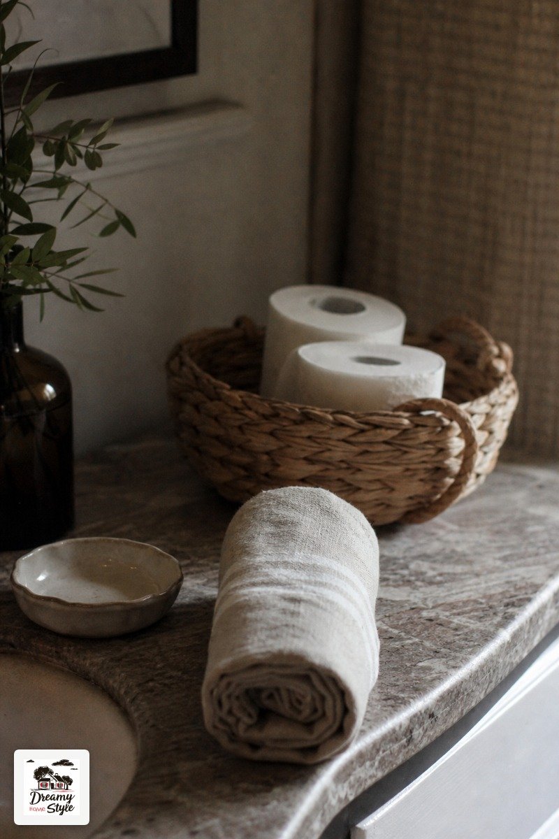 Linen and Woven Textiles That Add Warmth Without Adding Clutter