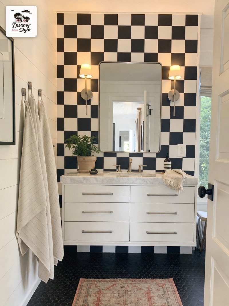 Going Bold: Checkerboard on the Wall Instead of the Floor