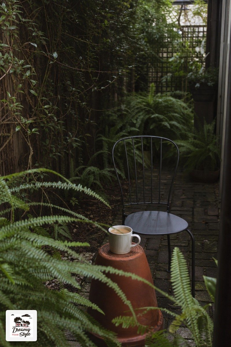 Adding a Tiny Seating Moment (Even in a Narrow Space)